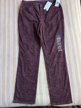 NWT GLORIA VANDERBILT SZ 12 Plum Jacquard Rail Straight Pants